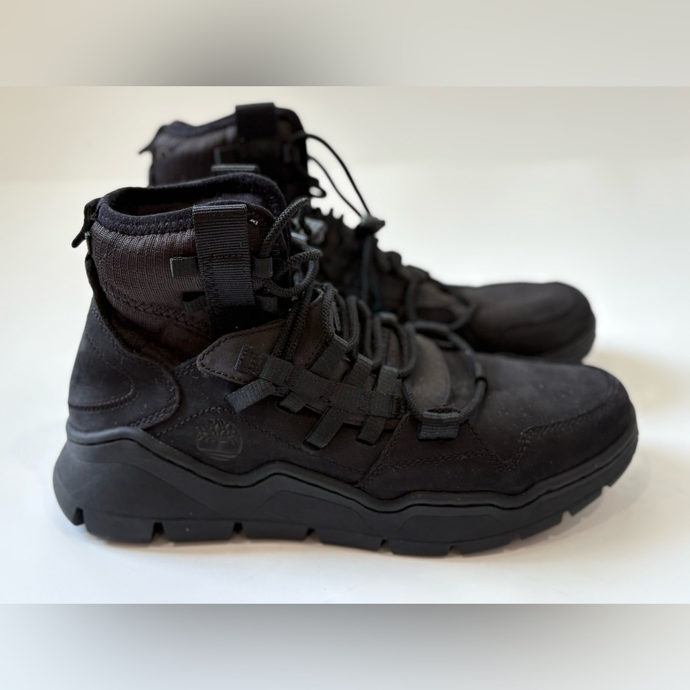 Timberland  Black  Boots